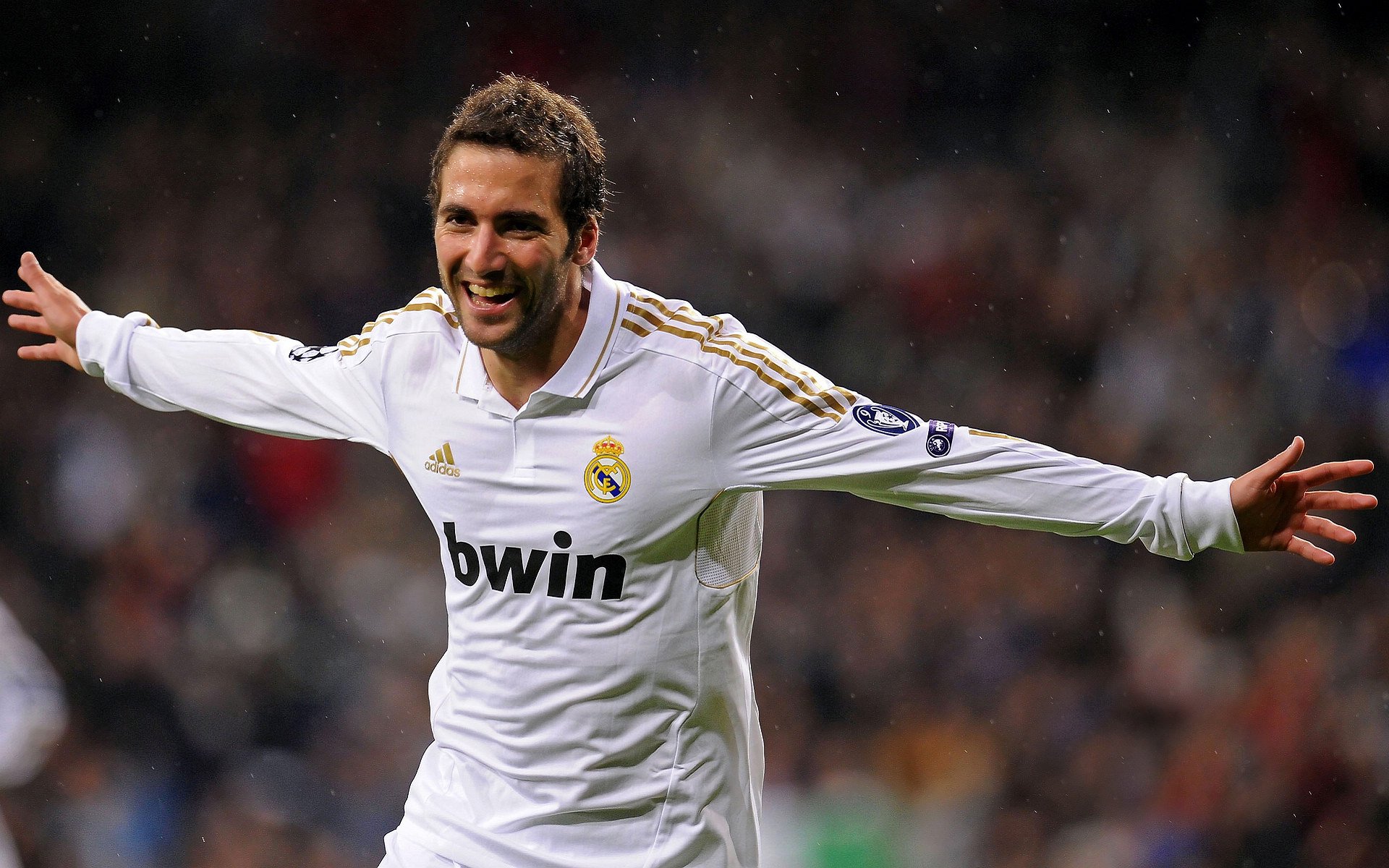 英超球队结合GPS数据调整赛季体能负荷,英超体能测试