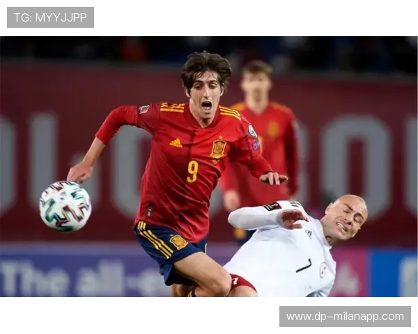 塞维利亚誓言再次冲击中游霸主，后防革新迎来新希望